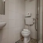 Travel & Live بيت شباب بورتو
