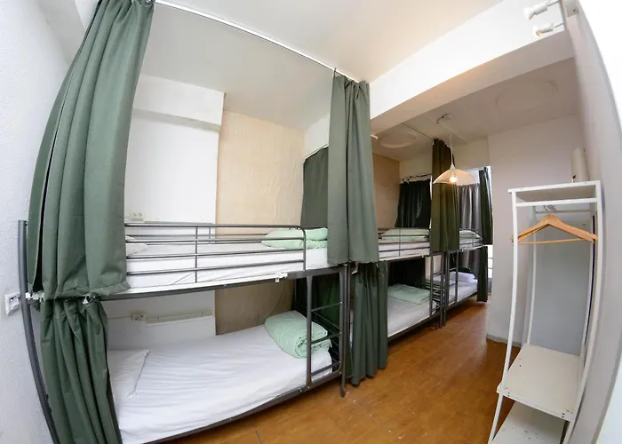 Travel & Live Hostel