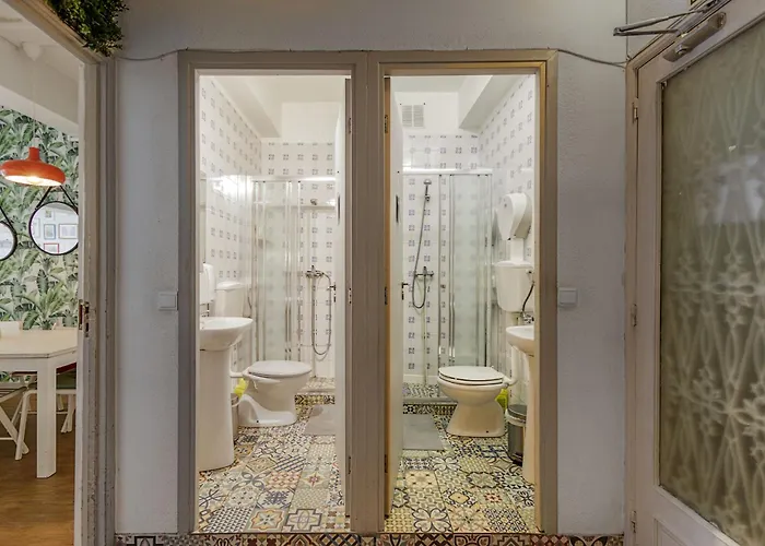 Travel & Live Oporto